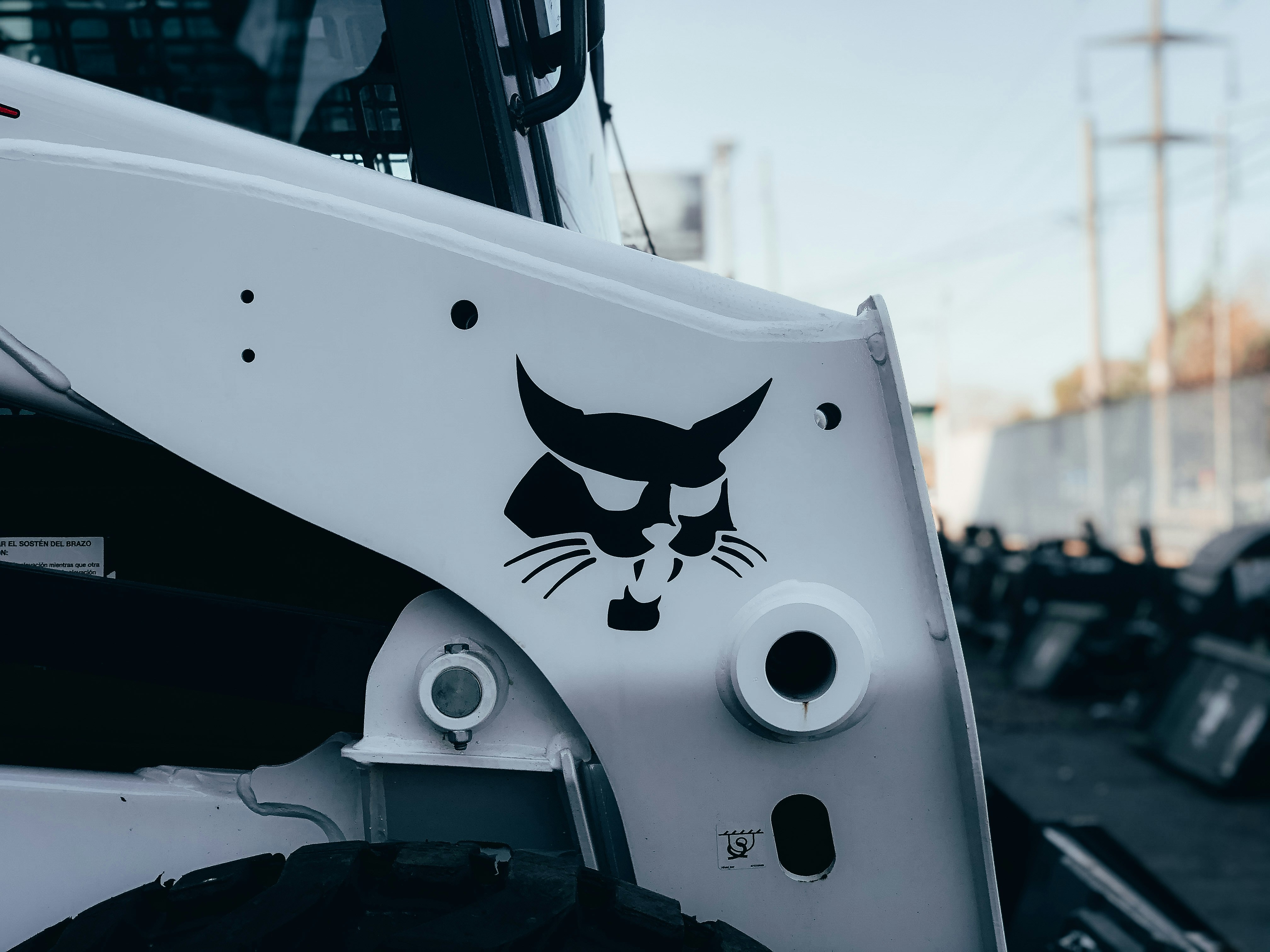 Operación Segura del Minicargador (BOBCAT)